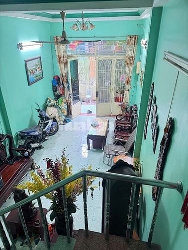 Nhà hẻm xe hơi chánh hưng phường5 Q8.  Cách MT phạm hùng 2 căn nhà