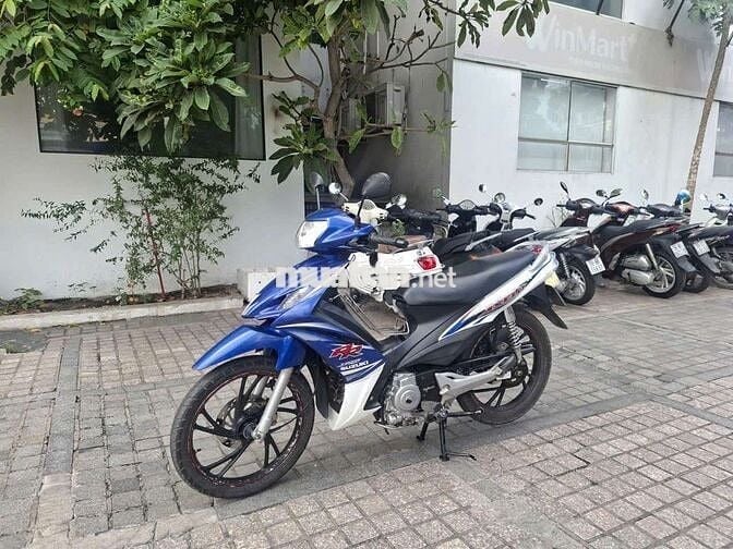 Xe suzuki Axelo nguyên gin