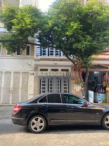 Cc bán nhà ngay chợ Lê Thị Hồng P17, Gò vấp gần khu city land
