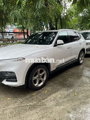 VinFast Lux SA2.0 2019 Plus 2.0 AT - 120000 km