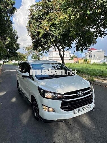 Toyota Innova 2017 2.0E - 115000 km