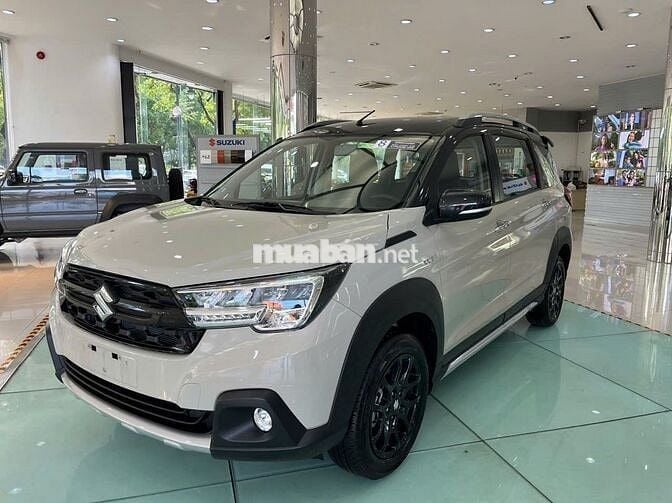 Suzuki XL7 Hybrid 2025 - Trắng Ngà - Đen