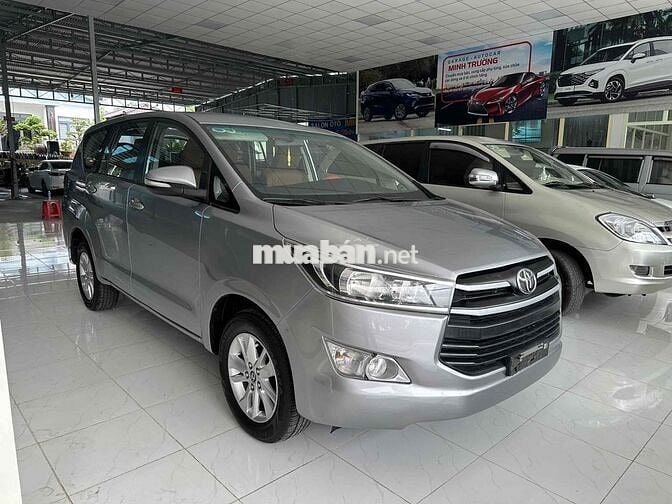 Toyota Innova 2016 2.0E - 145000 km