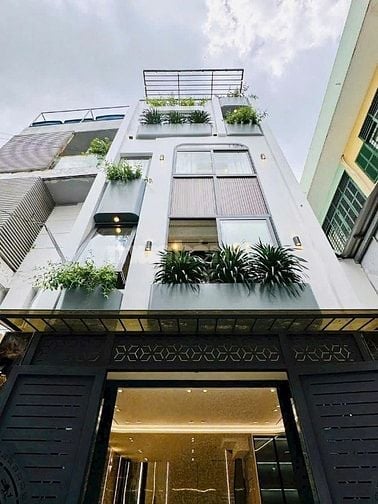 Bán gấp nhà Thành Thái Q10, gần bệnh viện 115, siêu thị Go, 72m2, 4tỷ9