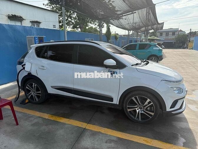 VinFast VFe34 2022 - 75000 km