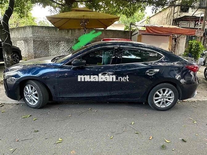Mazda 3 2019 1.5L Luxury - 88000 km