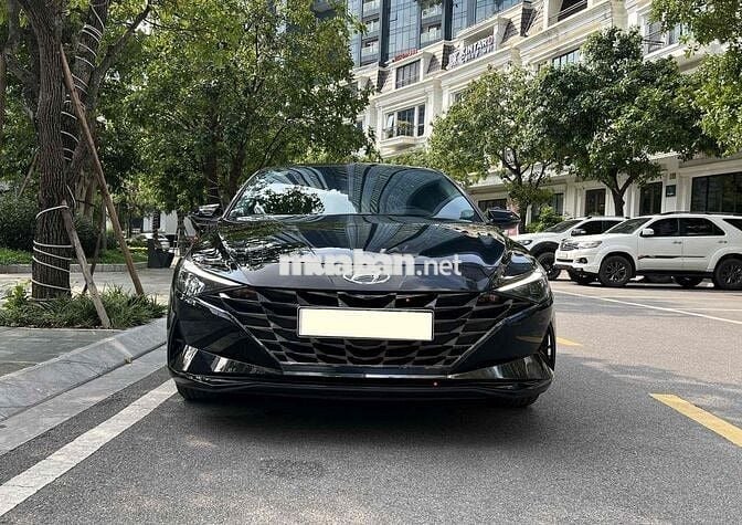 Hyundai Elantra 2023 1.6 AT Đặc biệt - 24000 km