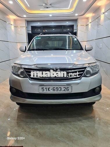 TOYOTA FORTUNER 2103 V TỰ ĐỘNG, 2 CẦU,KHÔNG LỖI