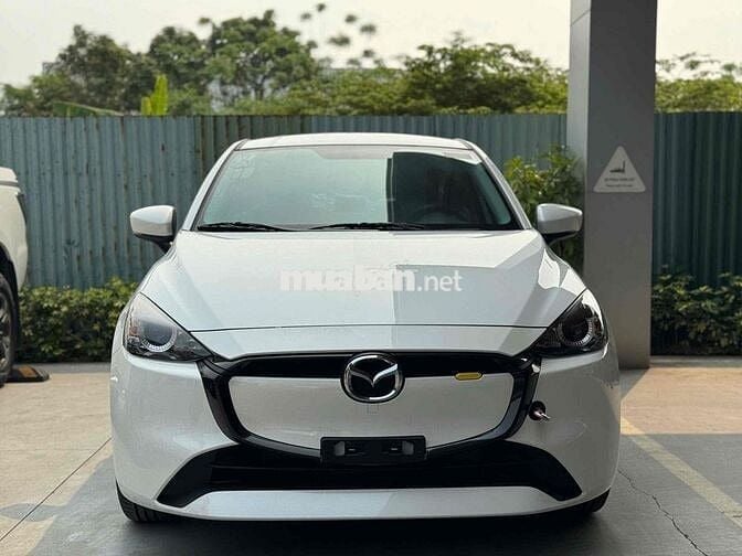 New Mazda 2 Deluxe