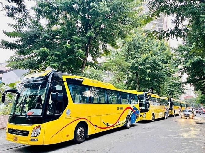 Tuyển lái xe bằng D lái xe 16, 29 chỗ, có thể  đi làm luôn