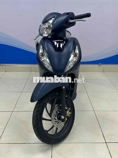 cần bán lại con xe chính chủ mới chạy 2 nghìn km