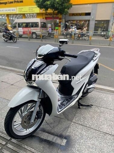 Honda sh160 ABS 2024 mới 99% Bstp chính chủ