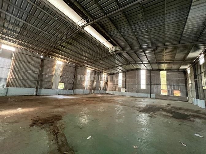 Cho thuê kho xưởng 1500m2 Đường Nguyễn Duy Trinh, Long Trường, Q9