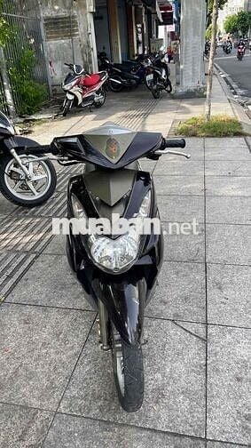 Mio Utimo bánh mâm biển thành phố