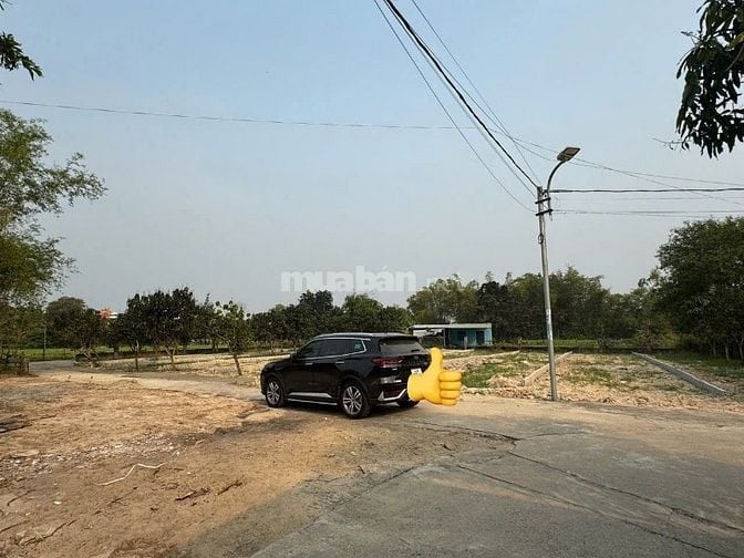 Bán nhanh lô đất sát làng đại học, sổ hồng pháp lý đầy đủ