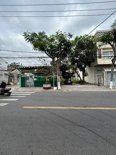 Bán đất hai MT Dương hiến quyền,TP.Nha Trang.DT 8x26, giá 21 tỷ 