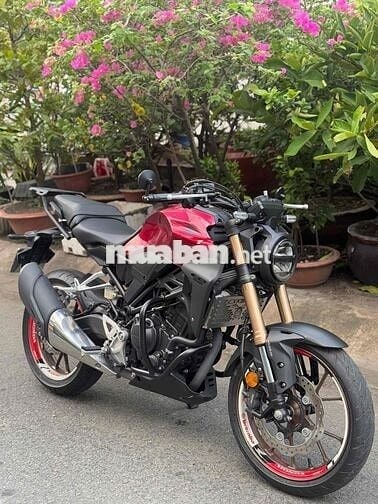 Honda cb300r 2022 1 chủ mua mới ,odo 5k, 9 chủ