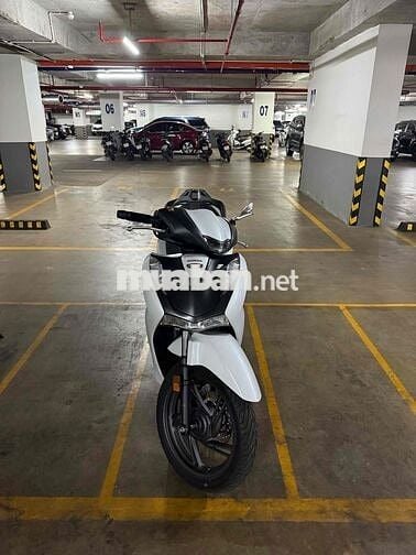 SH itali 2025 xe mới 99,9%