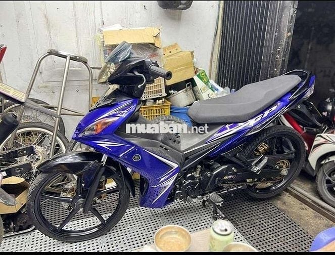 Ex 135 xuống áo