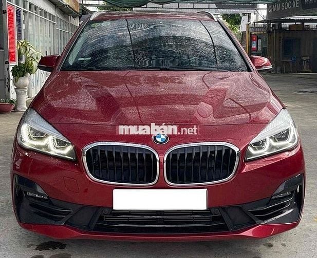 BMW 2 Series 2018 218i Gran Tourer - 27000 km