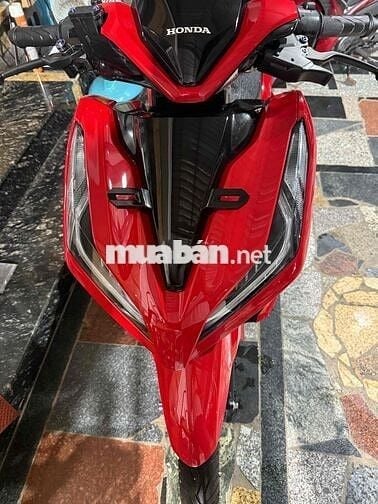 Vario 125