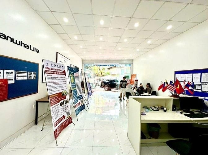 Cho thuê nhà mặt phố Thiên Lôi 128m