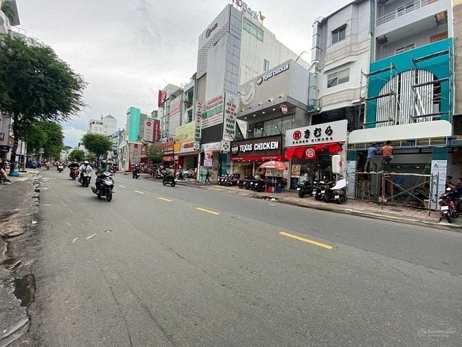 Bán gấp nhà mặt tiền đường cống quỳnh phường nguyễn cư trinh quận 1 