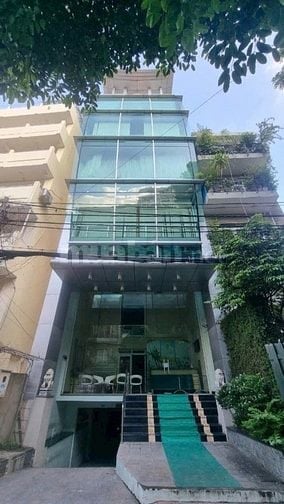 Siêu tòa nhà Trường Chinh Q12 - DT 8x20m hầm 6 tầng HĐ 70tr giá 16 tỷ