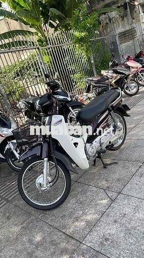 Super dream 2015 lướt 10000 km vỏ còn theo xe