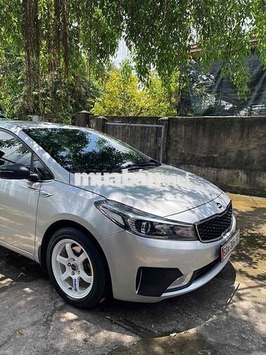 Kia Cerato 2016 1.6 MT - 110000 km