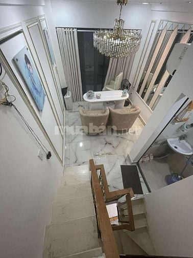 Bán gấp nhà 4 tầng hẻm 7m kinh doanh Lê Hồng Phong Q10 chỉ 4,35 tỷ.