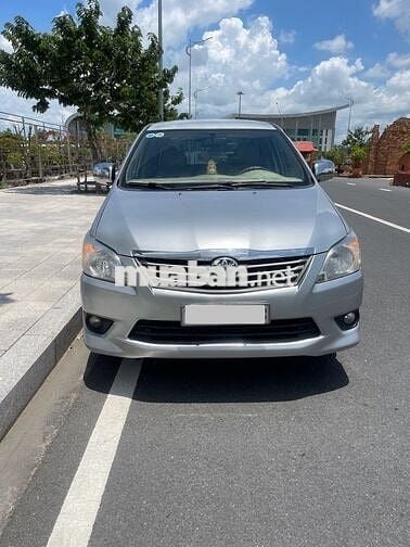 Toyota Innova 2012  -2.0E- 155000 km