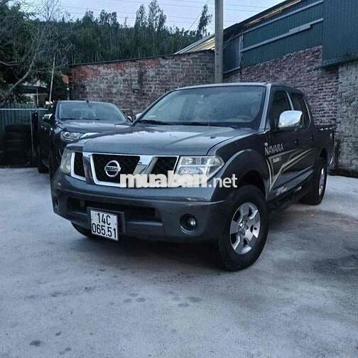 Nissan Navara 2014 2.5 AT - 2500 km
