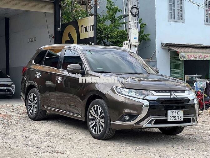 Mittsubishi Outlander 2022 2.0 CVT - 39000 km