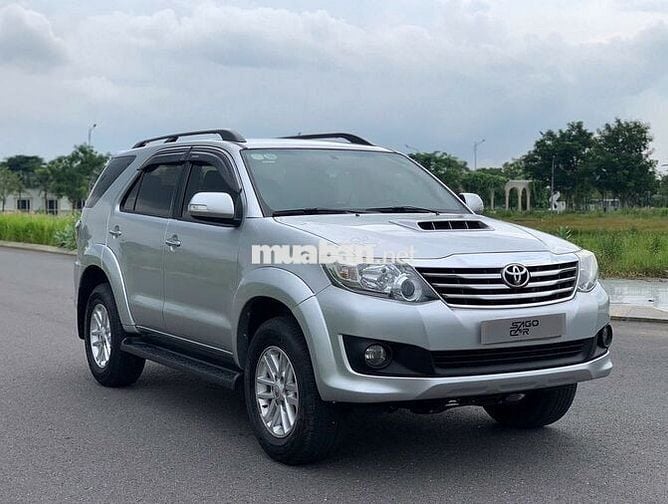 Toyota Fortuner 2014 2.5G 4x2 - 150000 km