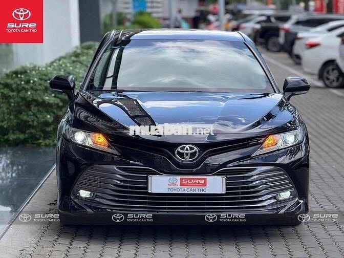 Toyota Camry 2.0G 2021 nhập Thái nguyên chiếc