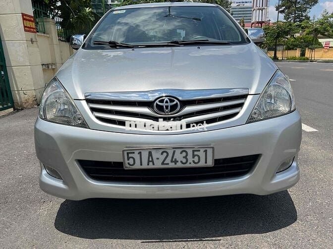 Toyota Innova 2009 G - 98000 km
