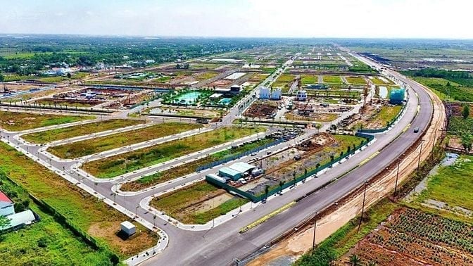 Nhà phố thương mại LA Home 5,45 tỷ – Cạnh TP.HCM, sống xanh