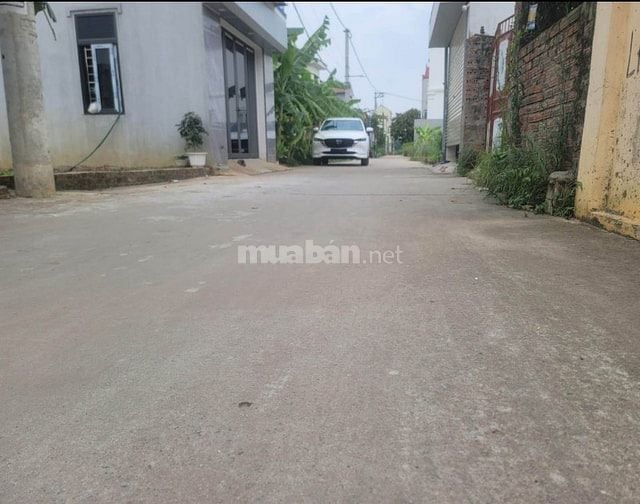 chính chủ bán 80m phun thổ cư mặt tiền 4,66m nở h đất tổ 9 quang minh