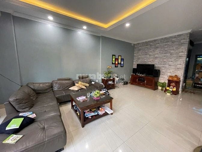 Cần bán Biệt thự Jamona City - nt cao cấp - hướng đông Nam