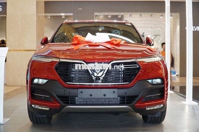 VinFast Lux SA2.0 2020 Premium 2.0 AT - 70000 km