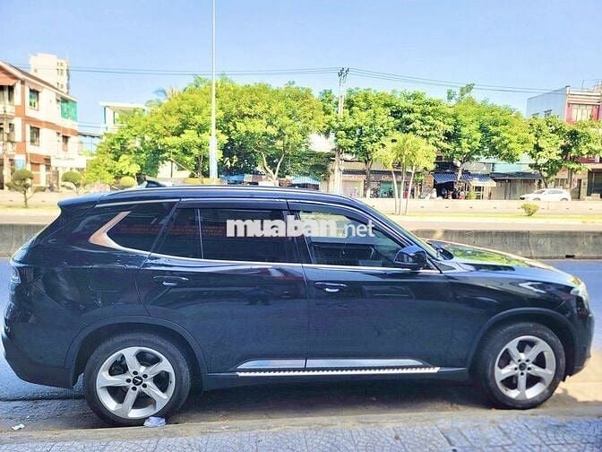 VinFast Lux SA2.0 2022 - 50000 km
