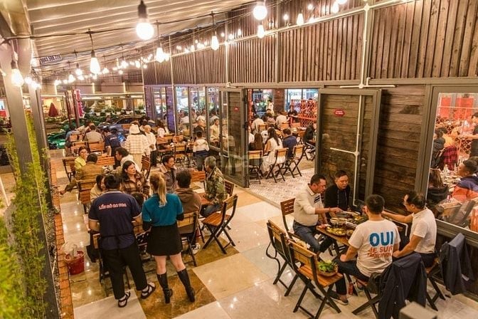 SANG GẤP NHÀ HÀNG LÔ GÓC SIÊU ĐẸP – KĐT VĂN KHÊ, HÀ ĐÔNG
