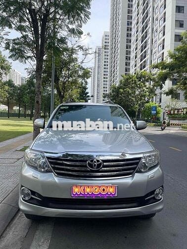 Toyota Fortuner 2015 2.7V 4x4 - 91000 km