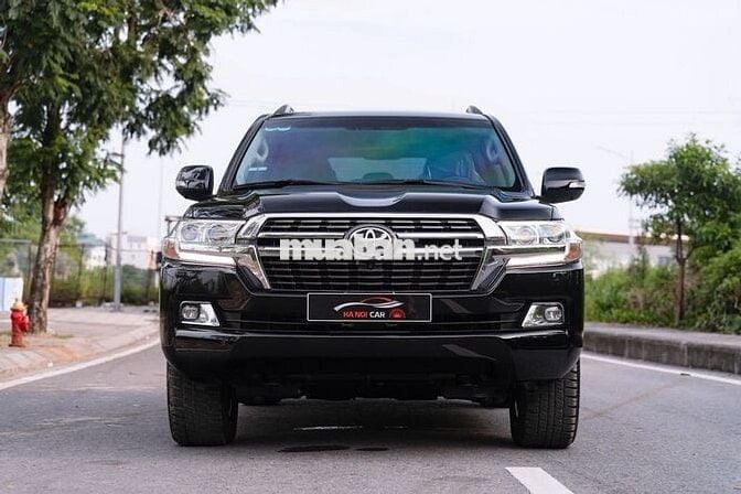 Toyota Land Cruiser LC200 2016