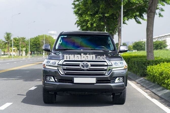 Toyota Land Cruiser VX 4.6 V8 2019