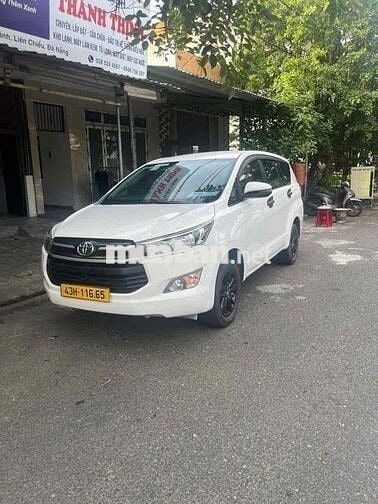 Toyota Innova 2018 2.0E - 210000 km