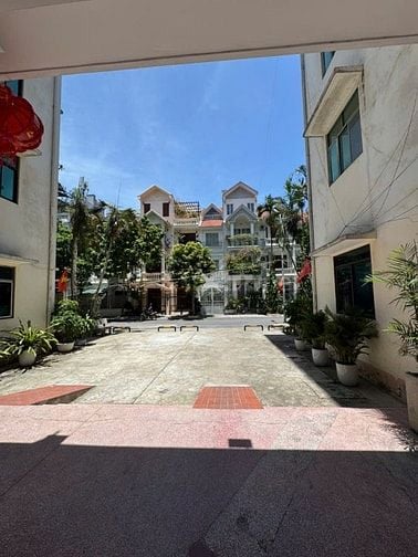 Chính chủ bán nhà Chung Cư Xa La. Cầu Bươu. Hà Đông. Hà Nội Lô góc toà