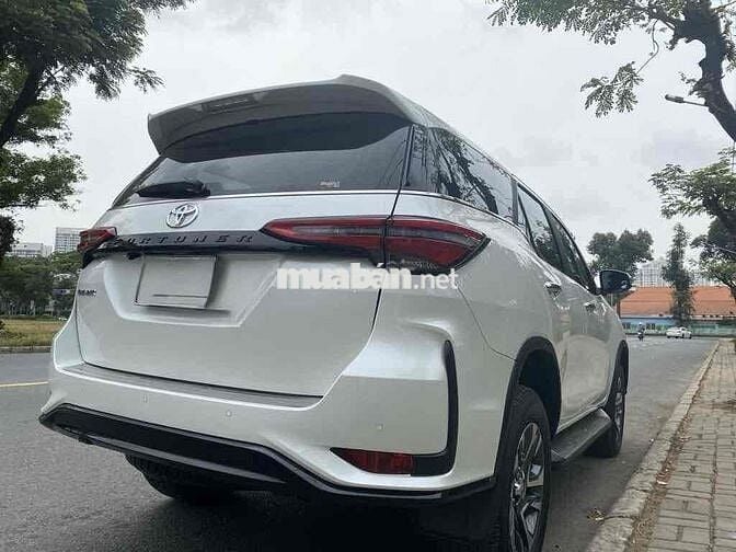 Toyota Fortuner 2021 2.7 4x2 AT - 80000 km