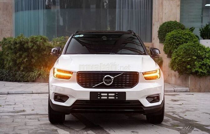 Volvo XC40 T5 AWD 2021 - 21000 km
